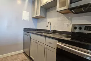 1300 E Lafayette St, Detroit, MI 48207 - Photo 8