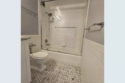 1300 E Lafayette Street #305, Detroit, MI 48207 - Photo 18
