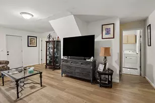 612 E Melendy St, Ludington, MI 49431 - Photo 6