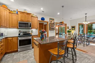 6908 Shore Dr, Fennville, MI 49408 - Photo 20
