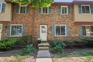 227 Sheffield Dr, Saline, MI 48176 - Photo 1