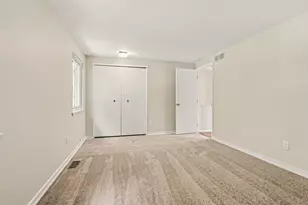227 Sheffield Dr, Saline, MI 48176 - Photo 20