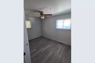 672 Linda Vista Drive, Pontiac, MI 48342 - Photo 18