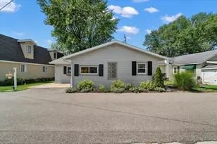 6731 Campau Lake Dr SE, Alto, MI 49302 - Photo 4