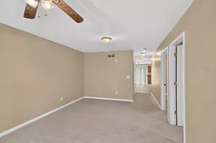 11209 Jackson St, Taylor, MI 48180 - Photo 4