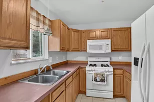 11209 Jackson St, Taylor, MI 48180 - Photo 16