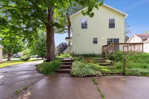 538 W Upton Ave, Reed City, MI 49677 - Photo 6