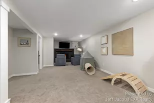 6339 Orchid Dr, Jenison, MI 49428 - Photo 18