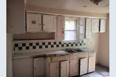 19525 Westphalia Street, Detroit, MI 48205 - Photo 8