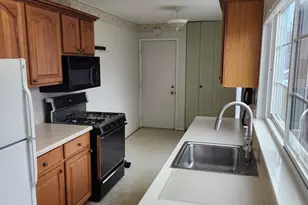 23553 Meeting Hall Ln, Novi, MI 48375 - Photo 8
