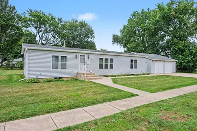 511 N Erie Street, Three Rivers, MI 49093 - Photo 2