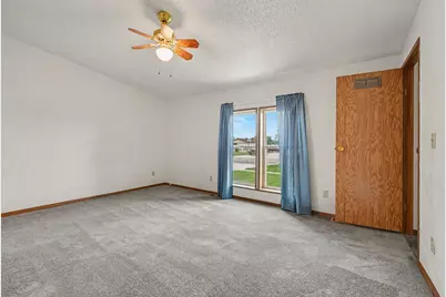 511 N Erie Street, Three Rivers, MI 49093 - Photo 10