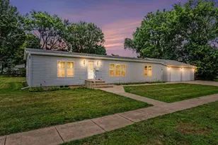 511 N Erie St, Three Rivers, MI 49093 - Photo 1