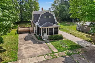 40 Oxford St, Battle Creek, MI 49017 - Photo 2