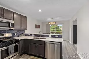 3745 Old Elm Dr SE, Kentwood, MI 49512 - Photo 10