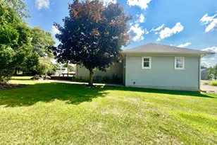 132 Remington Dr, Spring Arbor, MI 49283 - Photo 12