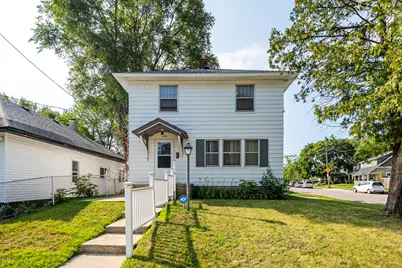 1100 Dickinson Street SE, Grand Rapids, MI 49507 - Photo 1