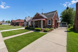 15640 Stricker Ave, Eastpointe, MI 48021 - Photo 2