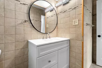 748 W Kilgore Road #303, Kalamazoo, MI 49008 - Photo 14