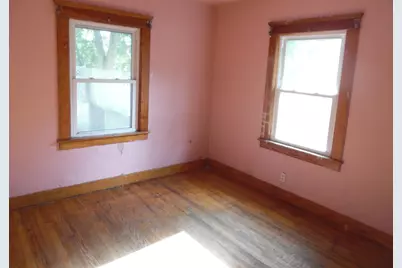 305 W High Street, Jackson, MI 49203 - Photo 20
