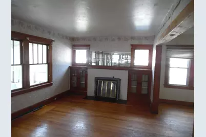 305 W High Street, Jackson, MI 49203 - Photo 8
