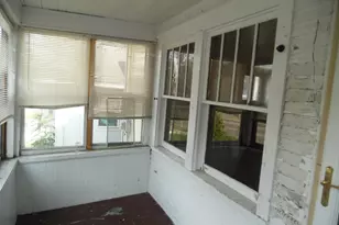 305 W High St, Jackson, MI 49203 - Photo 4