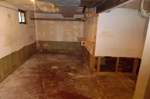 305 W High St, Jackson, MI 49203 - Photo 34
