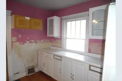305 W High Street, Jackson, MI 49203 - Photo 14