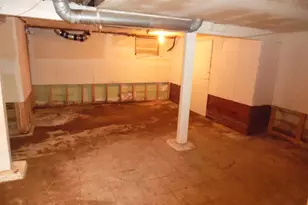 305 W High St, Jackson, MI 49203 - Photo 32
