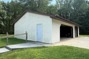 18760 28 Mile Rd, Albion, MI 49224 - Photo 10