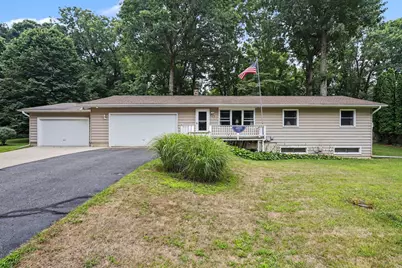 343 Robertson Avenue, Battle Creek, MI 49017 - Photo 1