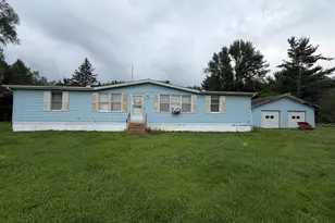 17460 Indian Prairie Rd, White Pigeon, MI 49099 - Photo 1