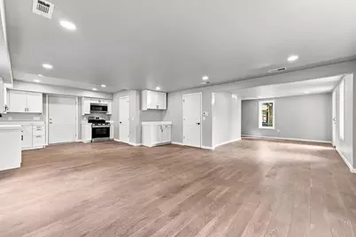 109 Michigan Avenue, Hartford, MI 49057 - Photo 4