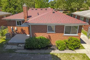 15241 Pearson St, Oak Park, MI 48237 - Photo 4