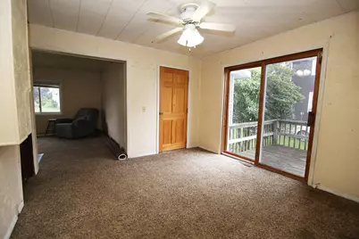 406 Spring Street, Three Rivers, MI 49093 - Photo 8