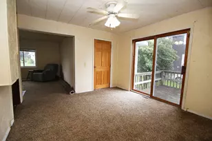 406 Spring St, Three Rivers, MI 49093 - Photo 8