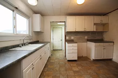 406 Spring Street, Three Rivers, MI 49093 - Photo 4