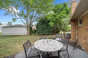 30906 Roycroft St, Livonia, MI 48154 - Photo 42