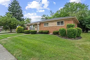 30906 Roycroft St, Livonia, MI 48154 - Photo 40