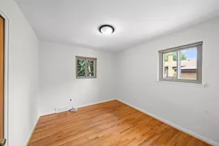30906 Roycroft St, Livonia, MI 48154 - Photo 22