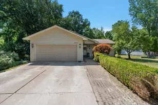 48521 9 Mile Rd, Northville, MI 48167 - Photo 32