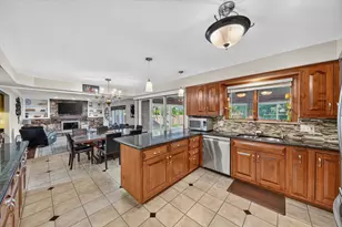 38921 Santa Barbara St, Clinton Twp, MI 48036 - Photo 4