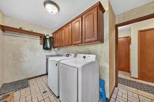 38921 Santa Barbara St, Clinton Twp, MI 48036 - Photo 20