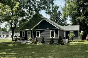 322 S Main St, Concord, MI 49237 - Photo 2