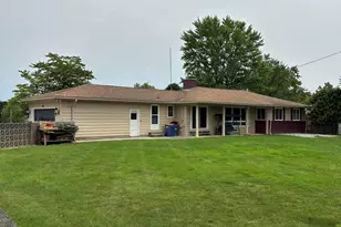 3020 Leonard St NW, Grand Rapids, MI 49504 - Photo 6