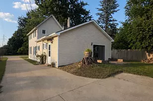 409 W Maple St, Wayland, MI 49348 - Photo 6