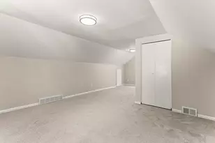 5841 N Walton St, Westland, MI 48185 - Photo 12