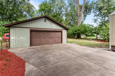 5841 N Walton Street, Westland, MI 48185 - Photo 8