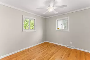 5841 N Walton St, Westland, MI 48185 - Photo 14