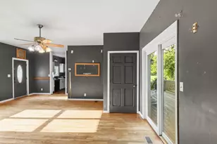 520 N Queen St, Nashville, MI 49073 - Photo 12